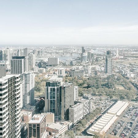 Light Tower Apartment Мельбурн Экстерьер фото