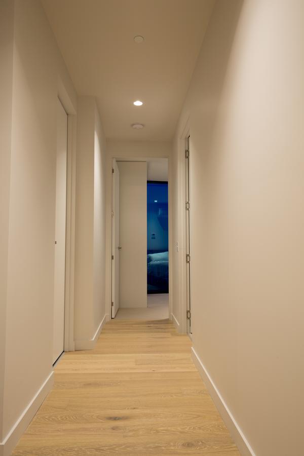 Light Tower Apartment Мельбурн Экстерьер фото