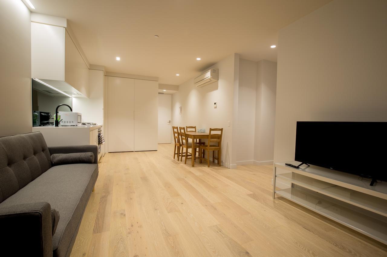 Light Tower Apartment Мельбурн Экстерьер фото