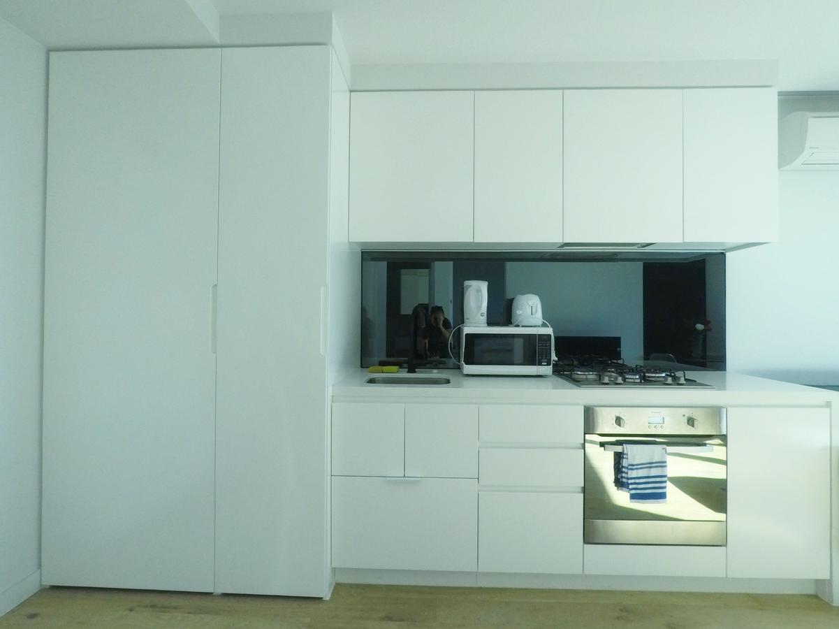Light Tower Apartment Мельбурн Экстерьер фото
