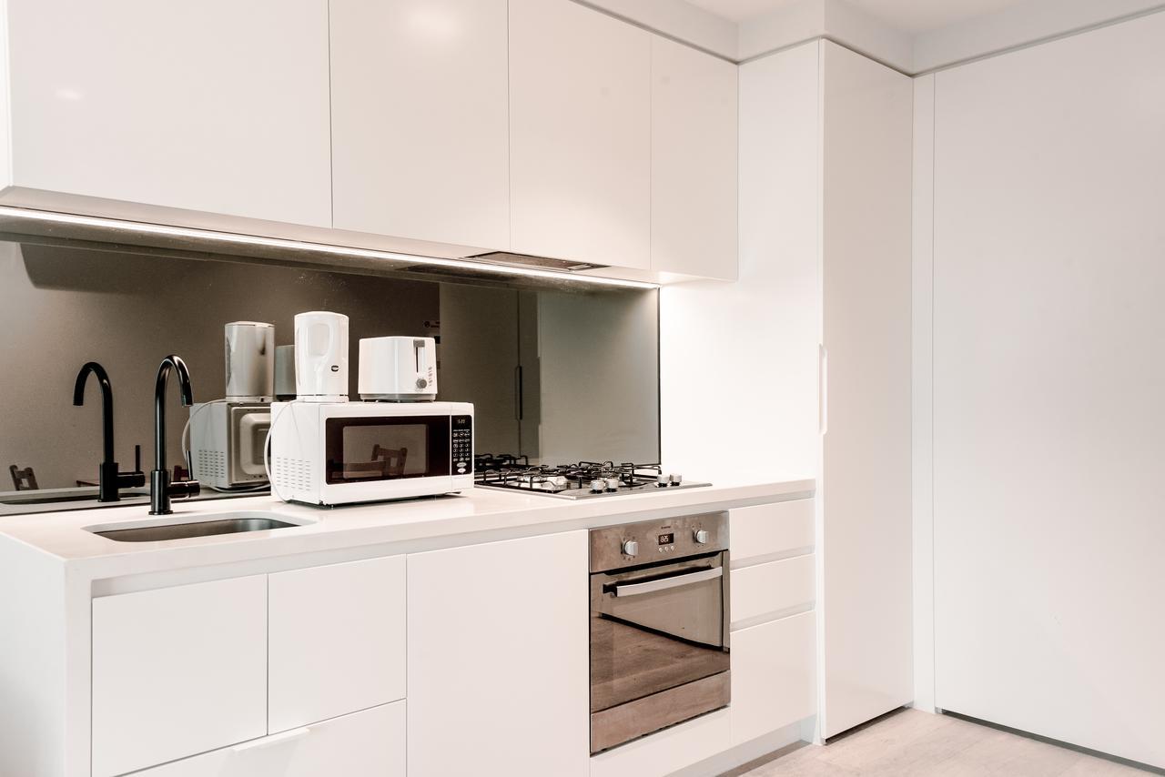 Light Tower Apartment Мельбурн Экстерьер фото